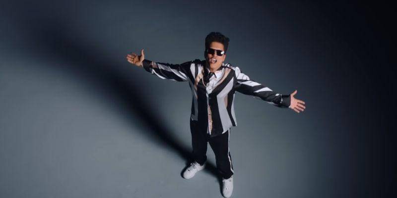 YouTube.com/Bruno Mars